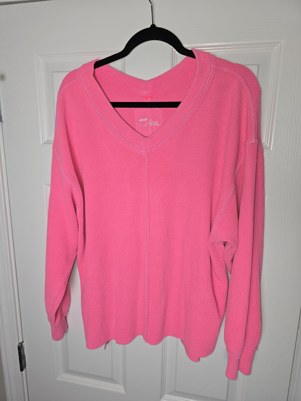 aerie Bright Pink V-Neck Ribbed Sweater Size Small